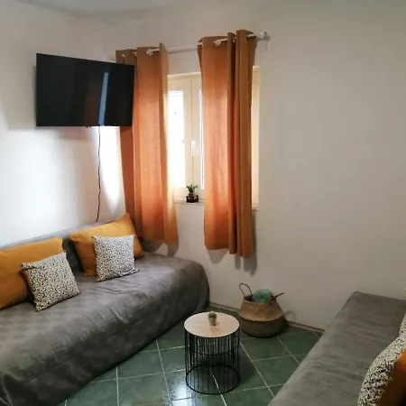 Casa de Férias House Lara Starigrad Paklenica