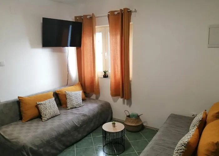 Casa de Férias House Lara Starigrad Paklenica