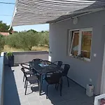 House Lara * Starigrad Paklenica