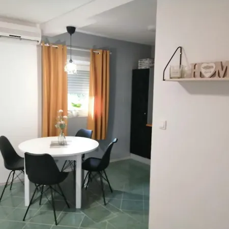 House Lara Starigrad Paklenica