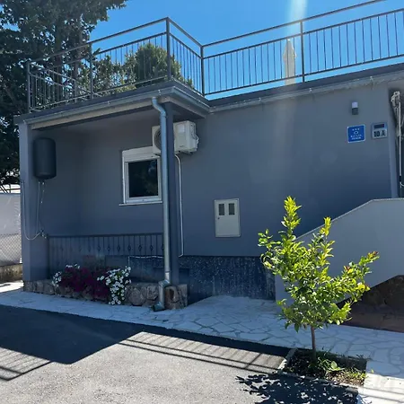 Holiday home House Lara